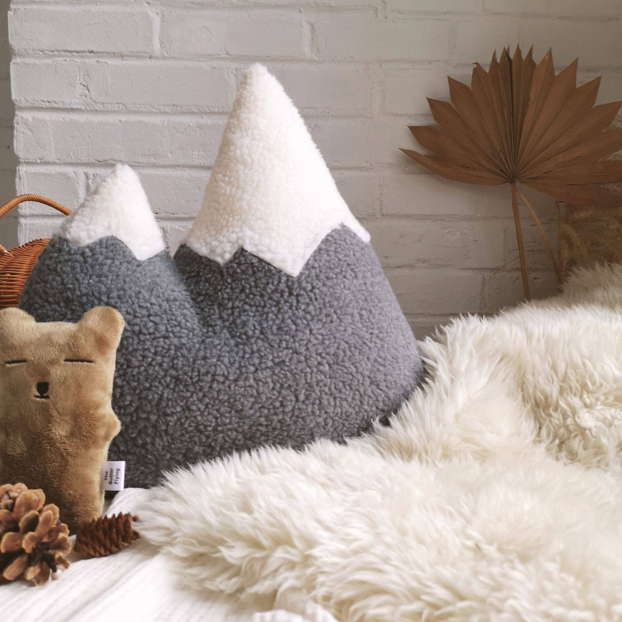 The Butter Flying - Wholesale Throw/Decorative Pillow - Mountain pillow8