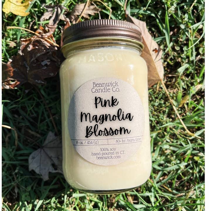 PINK MAGNOLIA BLOSSOM sojakaars in Mason Jar Uniek cadeau voor wholesale door Beanwick Candle Co.