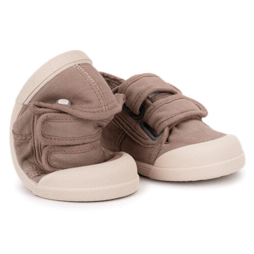 Pituka Wear – Großhandel Slip-on-Sneaker – Kinder – LONA Barefoot Igor mit Klettverschluss16