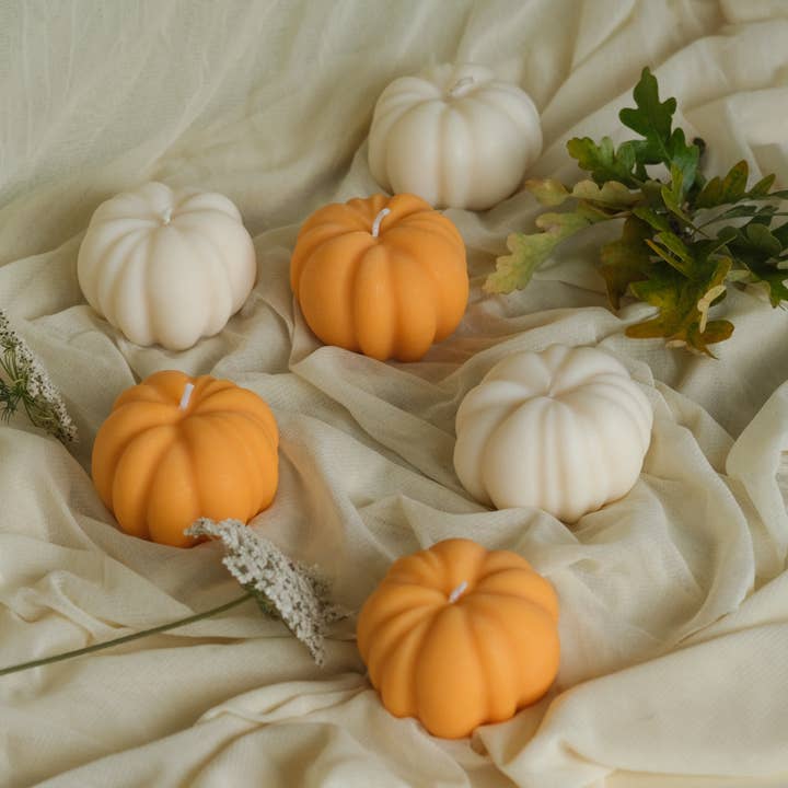 Interlude Candles - Wholesale Novelty candle - Pumpkin Shaped Candle3