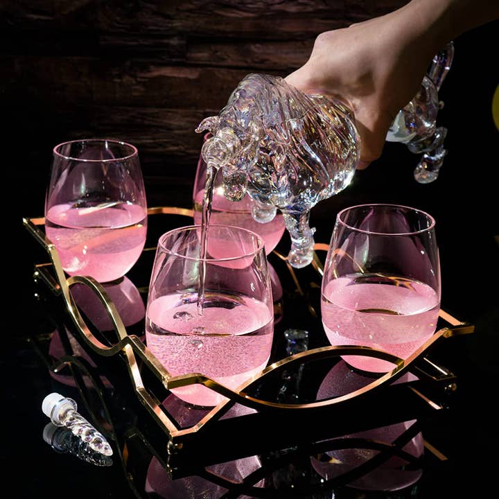 The Wine Savant / Khen Glassware - Wholesale Decanter - Iridescent Unicorn Whiskey Decanter Set 750ml & 4 Glasses4