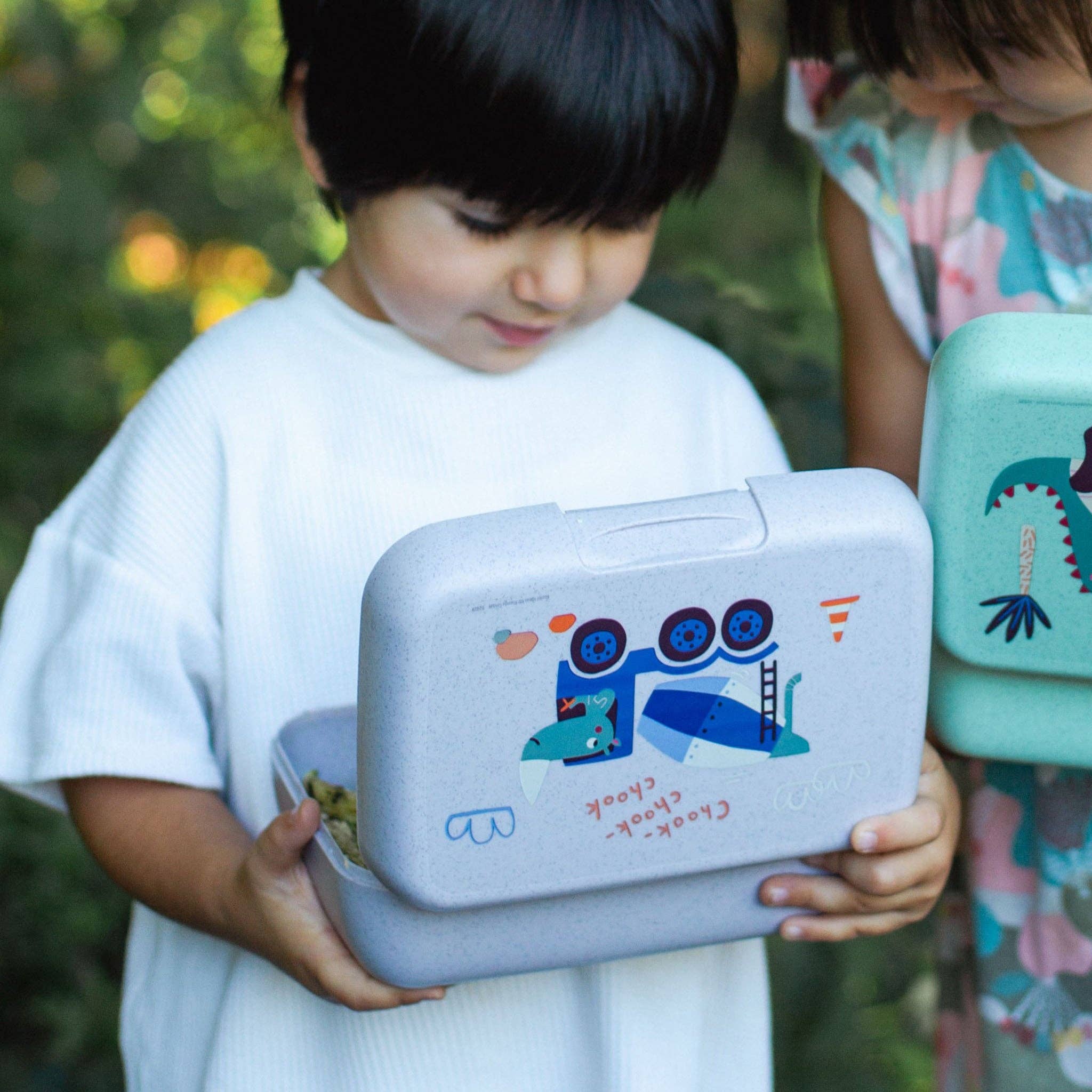 Lunchbox with Divider CANDY L TRUCKS for wholesale on Faire1