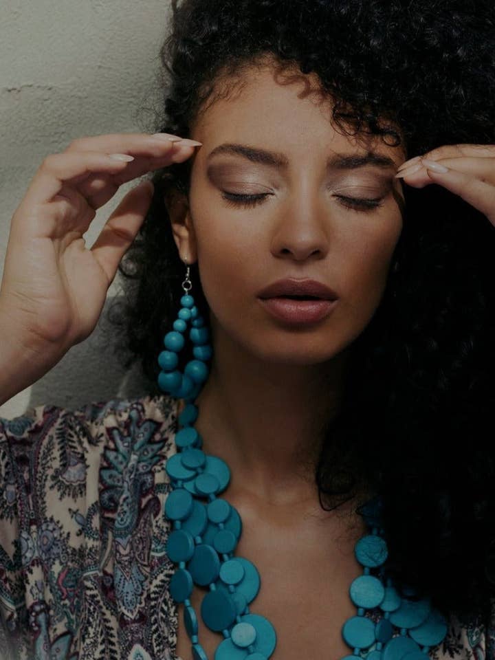 Brazil Store store øreringe i træ for engroshandel hos Bijondo