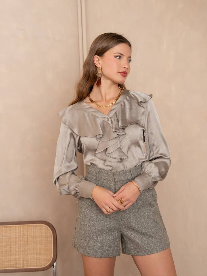 LULUMARY - Wholesale Button Down Shirt - Women's - Ruffled blouse CH3563