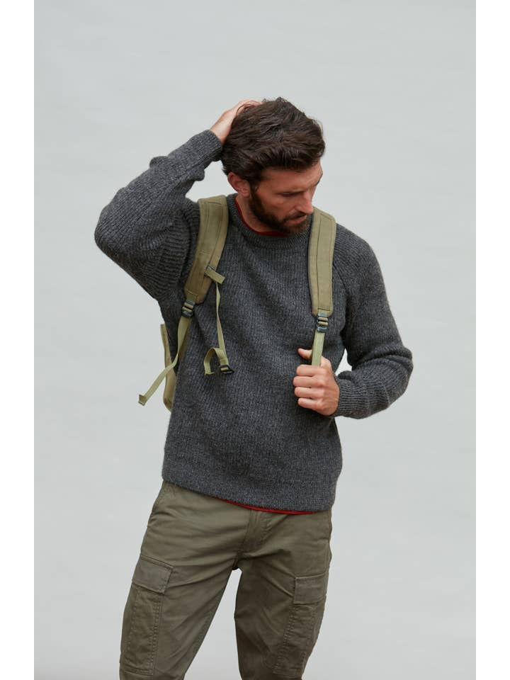 Paul James Knitwear - Wholesale Knitted jumper – Men′s - Mens Sheepsoft British Wool Fisherman Rib Knit Jumper1