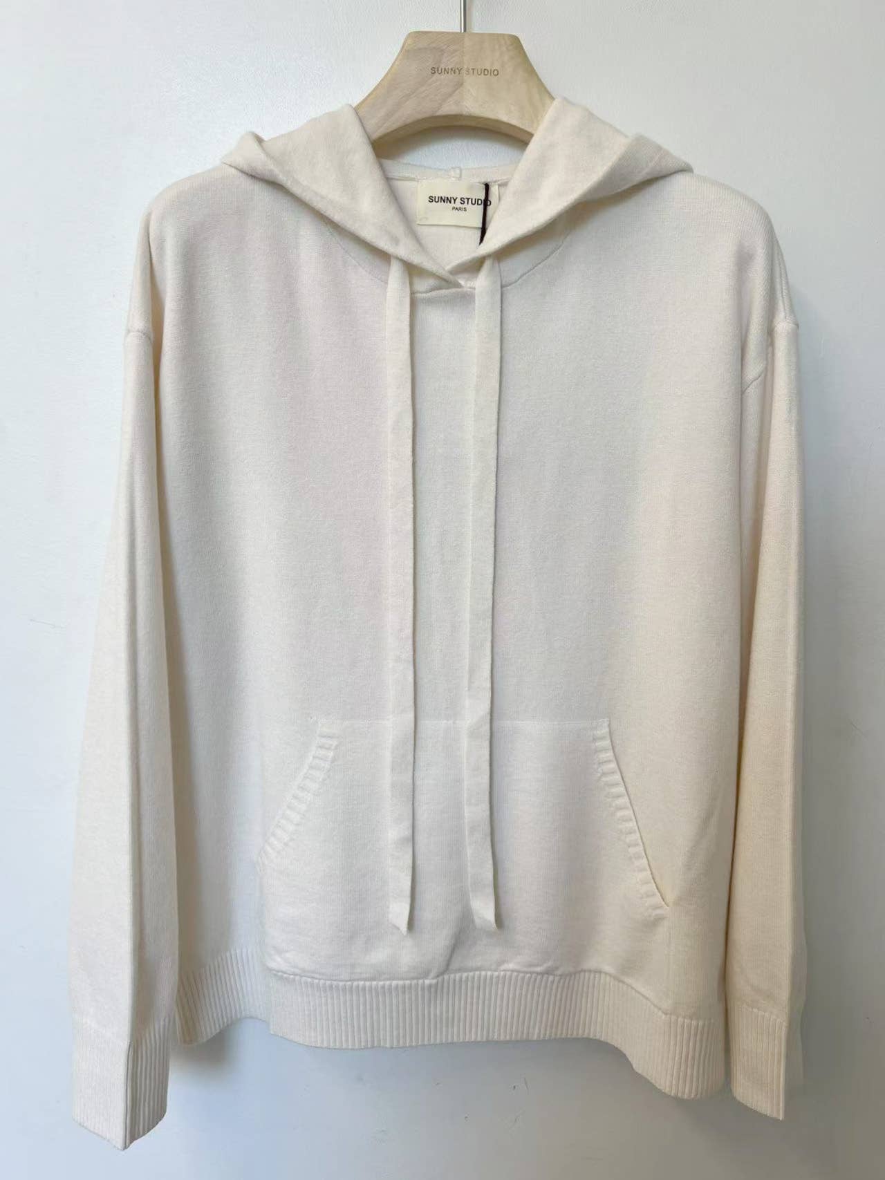 SUNNY STUDIO - Vendita all'ingrosso Felpa con cappuccio - Donna - Felpa con cappuccio e tasche0