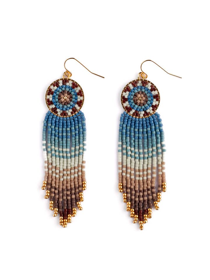 Kralen Handgeweven Mandala Fringe Oorbellen (Blauw/Beige) voor wholesale door Mayana Designs Co
