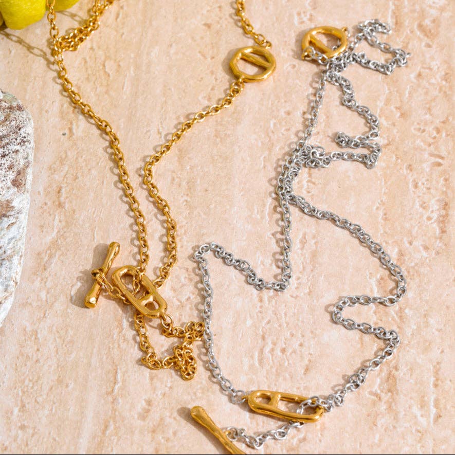 Misgraceful – wholesale Pendant/charm necklace – T Bar Lock Necklace - Gold or Silver3