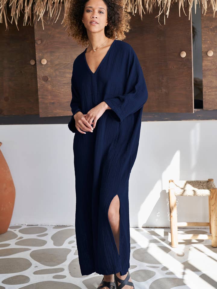 Marineblå bomuldsgaze bue-søm kaftan for engroshandel hos ocean+main