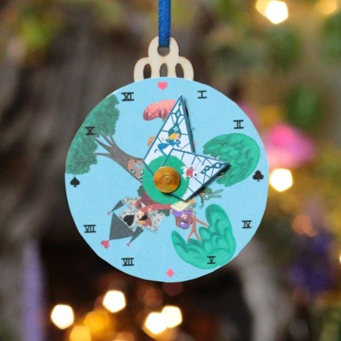 L'Atelier Imaginaire – wholesale DIY-pysselkit - Barn – Alice i Underlandet DIY-kit – pyssel för barn6