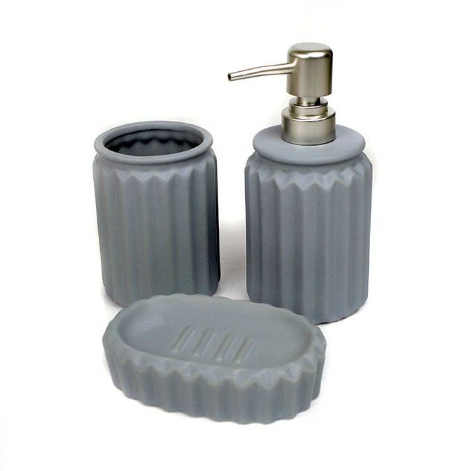 ENSEMBLE DE SALLE DE BAIN 3 PIÈCES CÉRAMIQUE BLEUE pour la vente par Aktual / Dekora Import S.A