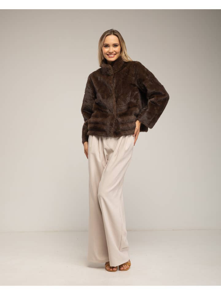 Tantra - Wholesale Coat - Women's - Synthetic fur jacket with clip closure7