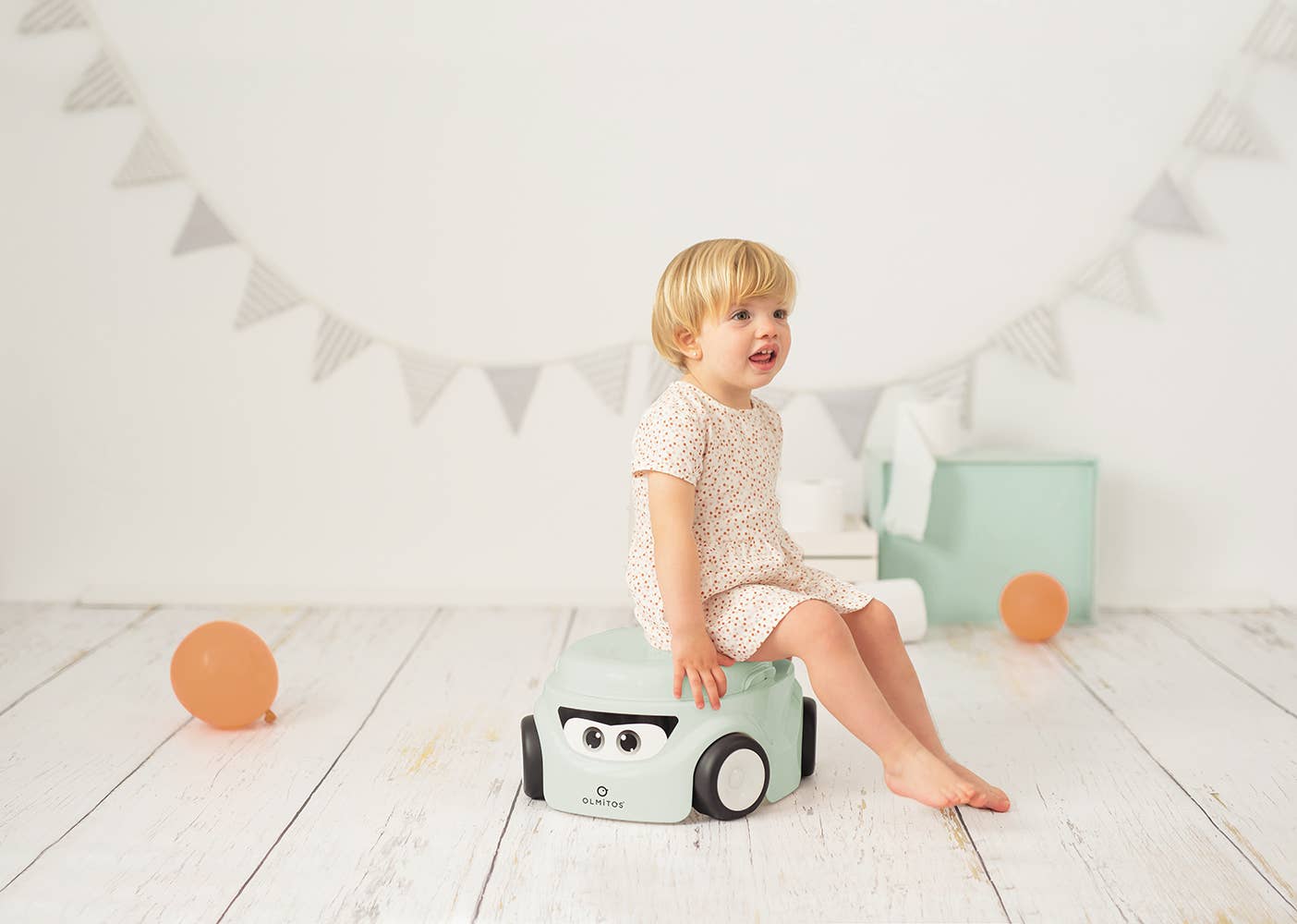 Olmitos S.A - Wholesale Potty Supplies - Kids & Baby - Urinal Car8