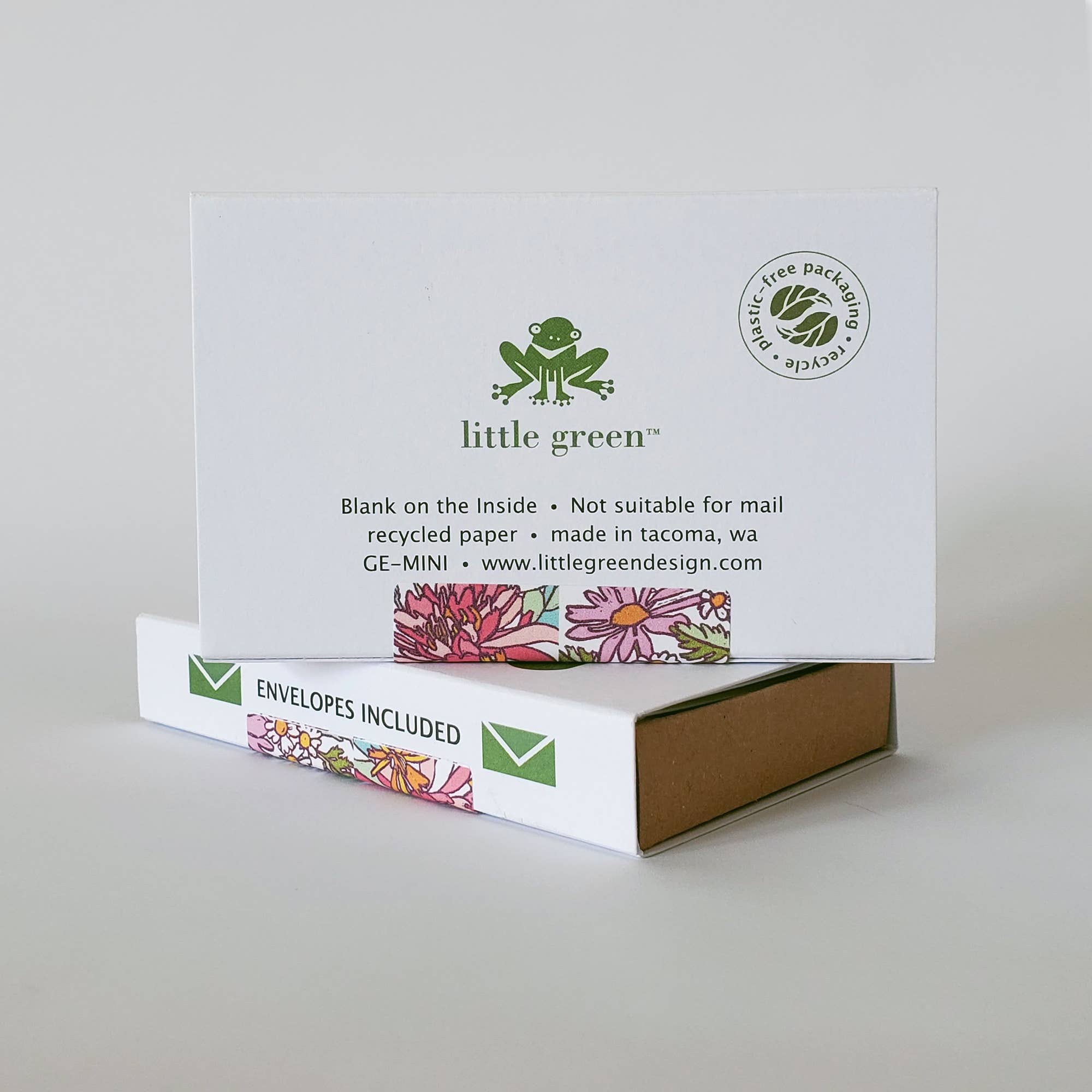 Little Green - Wholesale Gift Tag - Lotus & Daisy Mini Note Card Set of 8 Gift Tags3