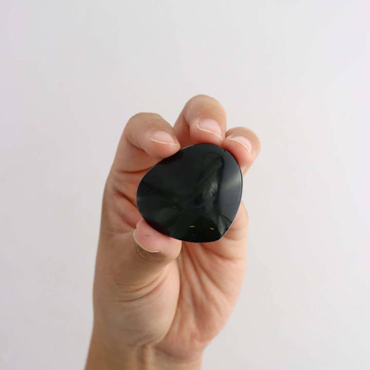 Mi Esperanza Minerals - Wholesale Spiritual Stone/Crystal - Rainbow Obsidian Heart Spiritual Stone2