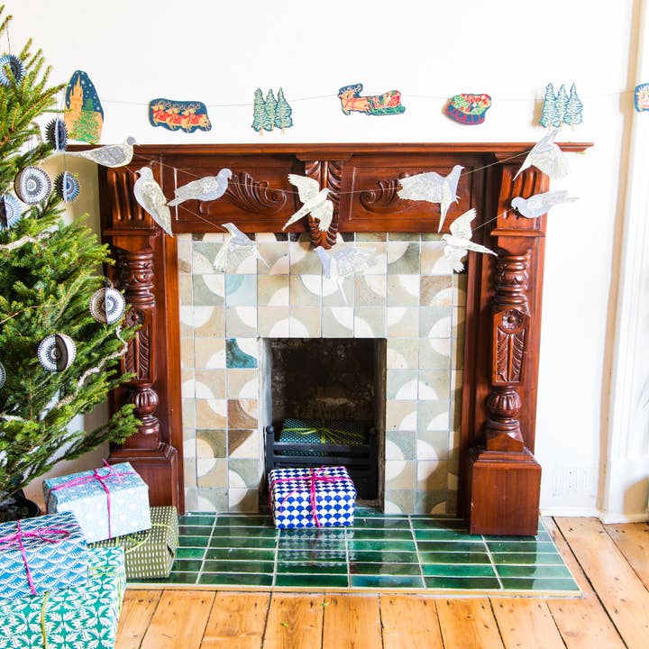 East End Press - Wholesale Bunting/Garland - Turtle Doves Sewn Garland