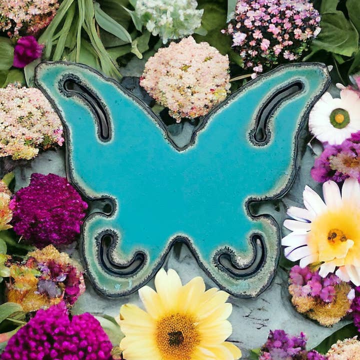 Iron Jewel – wholesale Magnet – Butterfly Magnet Garden Spring southwestern desert white USA