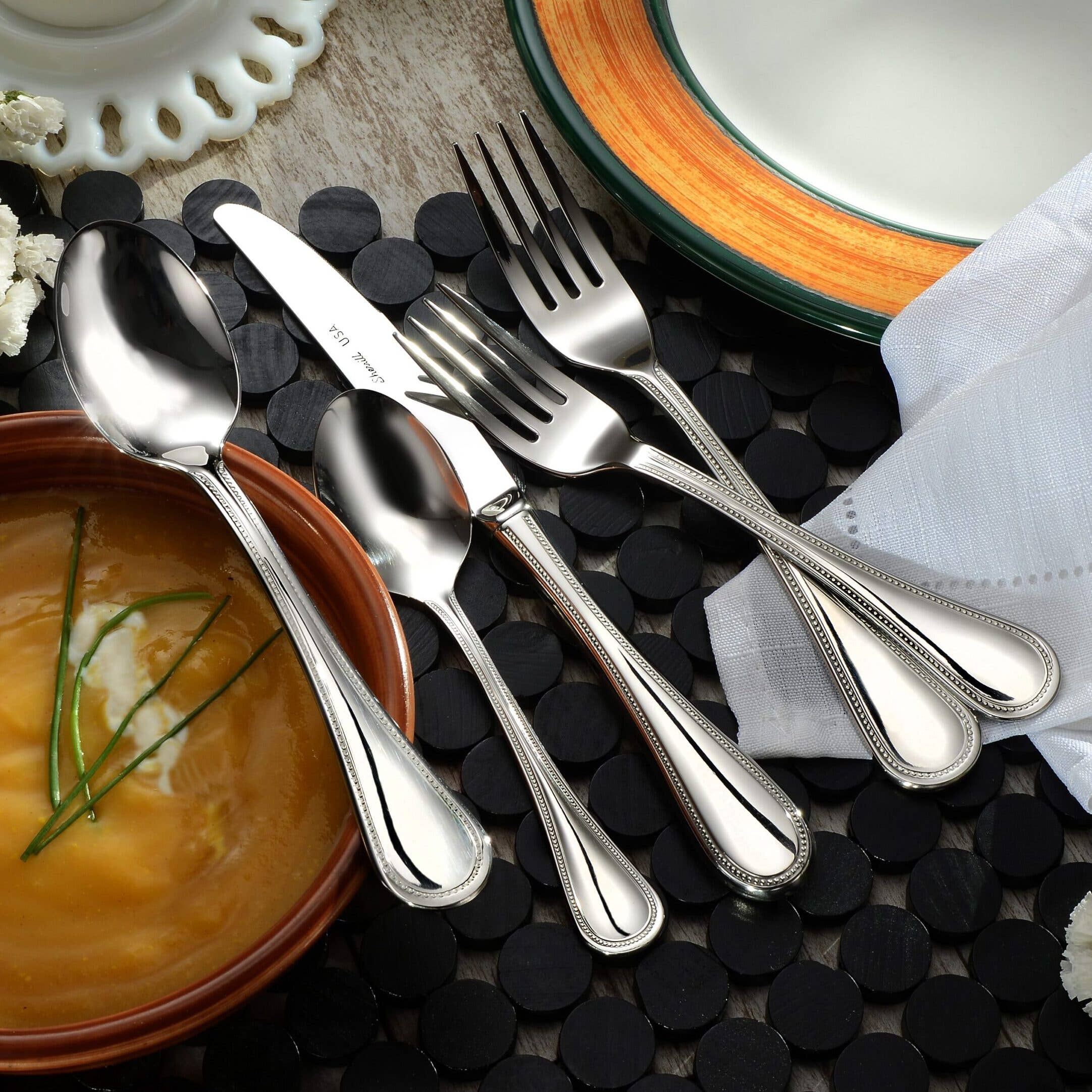 Liberty Tabletop - Vente Set de couverts - Ensemble de couverts Pearl 20 pièces fabriqué aux États-Unis2