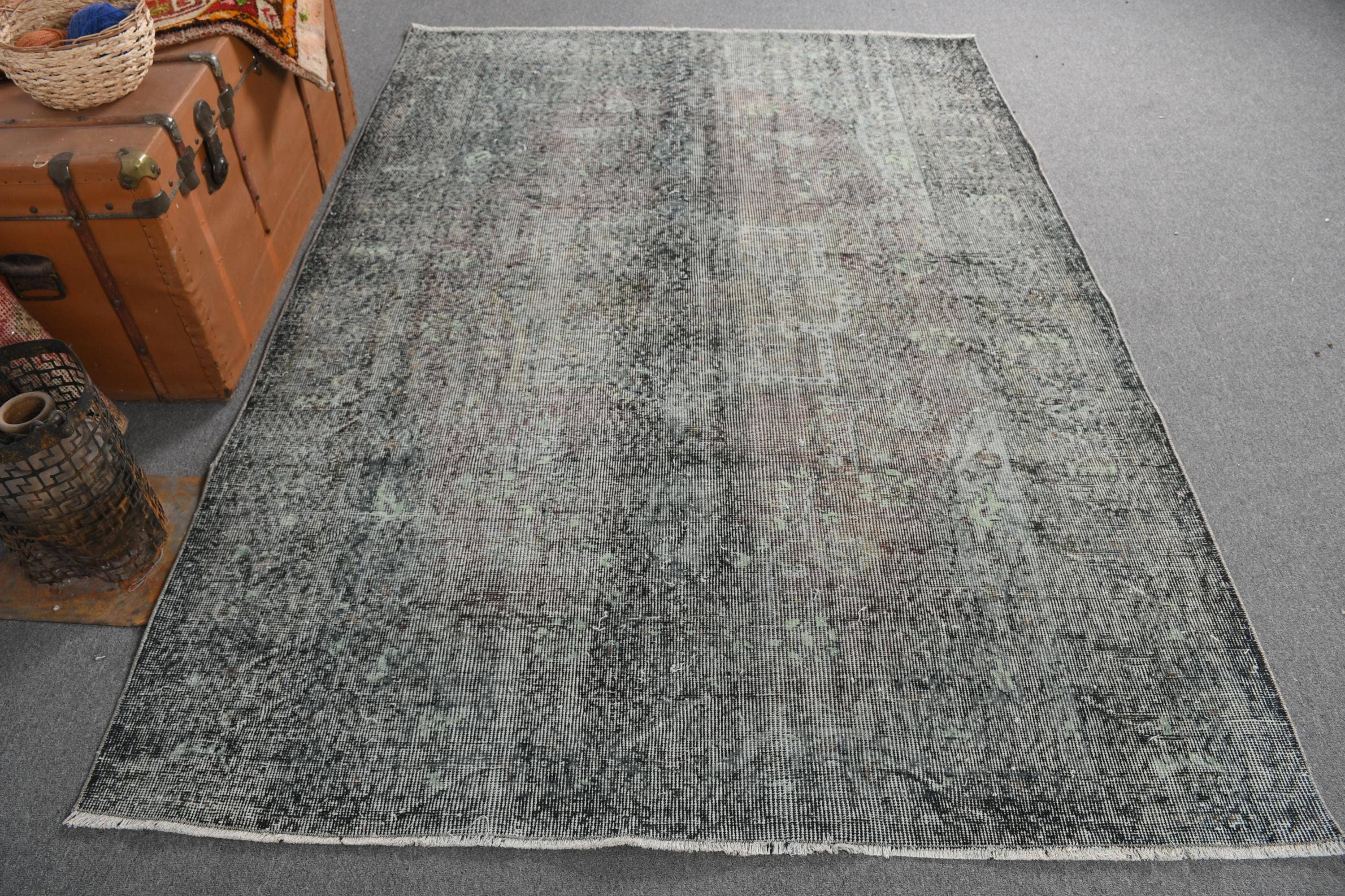 The Loom Wholesale – wholesale Runner rug – Vintage Distressed Wool Rug - Handmade and Gray0