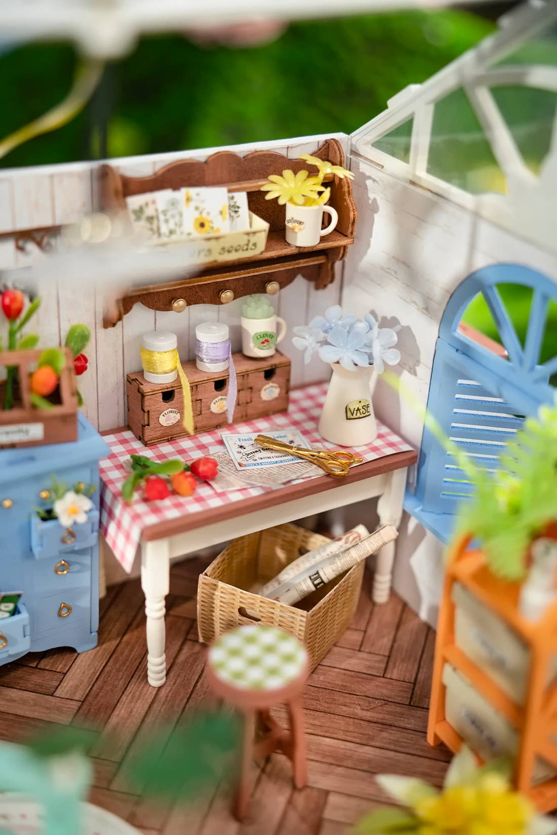 Hands Craft - Wholesale DIY Craft Kit - DIY Miniature House Kit: Dreamy Garden House6