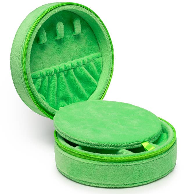 Living Royal - Wholesale Jewelry Box/Organizer - Velvet Jewelry Zip Case / Organizer - Kitten Caboodle -Green