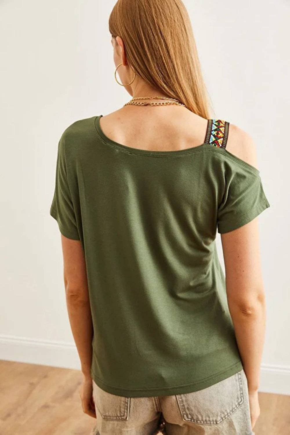 Hoxton Gal – wholesale Blouse – Women’s – One-Shoulder Ethnic-Trim Blouse2