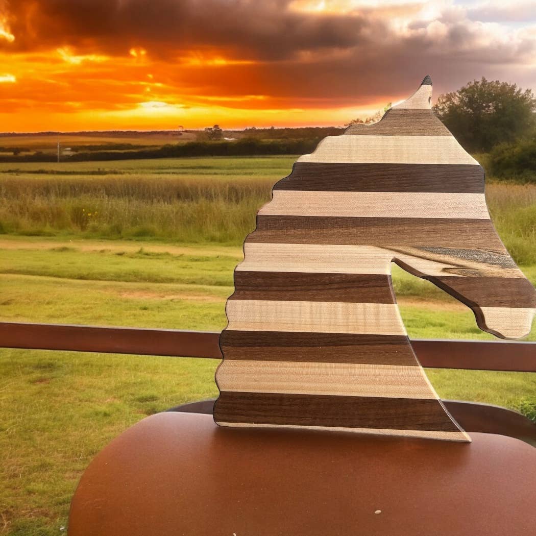 TG Designs - Wholesale Cutting Board - SHOW/FANCY HORSE LARGE18