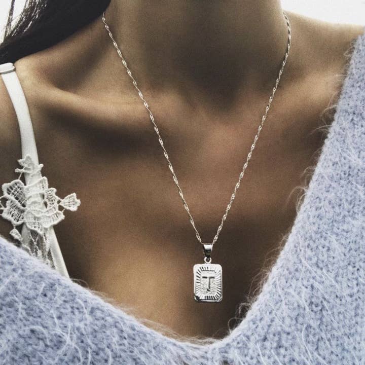 Kismet Showroom - Wholesale Pendant/Charm Necklace - Honey Initial Necklace28