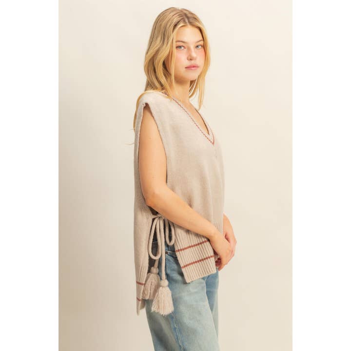 HYFVE - Wholesale Sweater Vest - Women's - Tassel Detailed Oversized Sweater Vest12