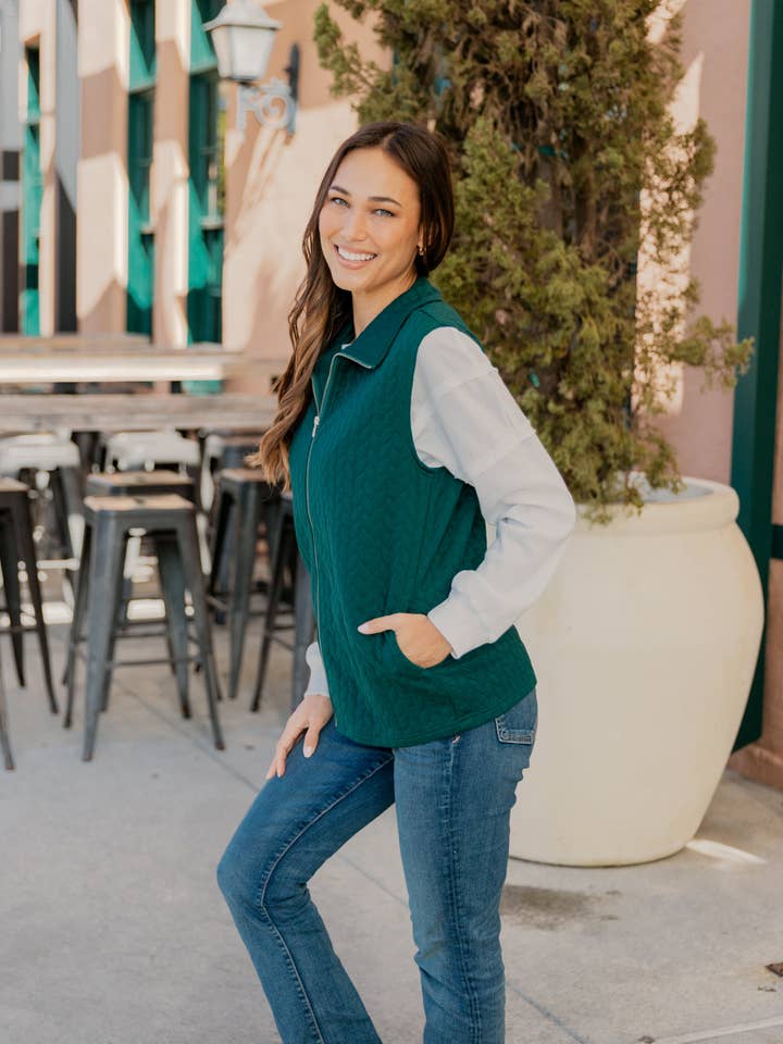 Tickled Teal – Großhandel Oberbekleidungsweste – Damen – Texturierte Weste mit Reißverschluss13