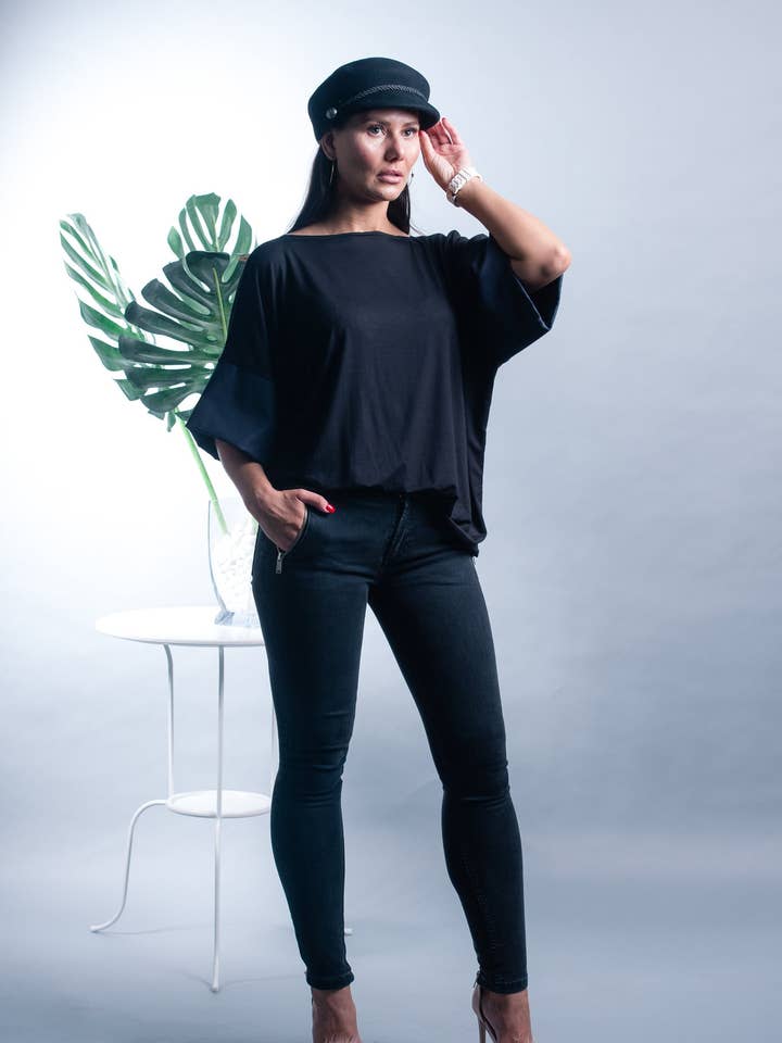 Jersey-Top mit Jeans für den Großhandel von Be AK Couture, LLC