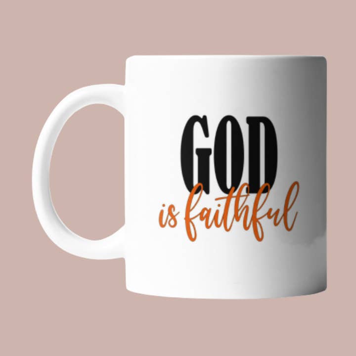 Mug Dieu est fidèle pour la vente par Design by Juliet LLC