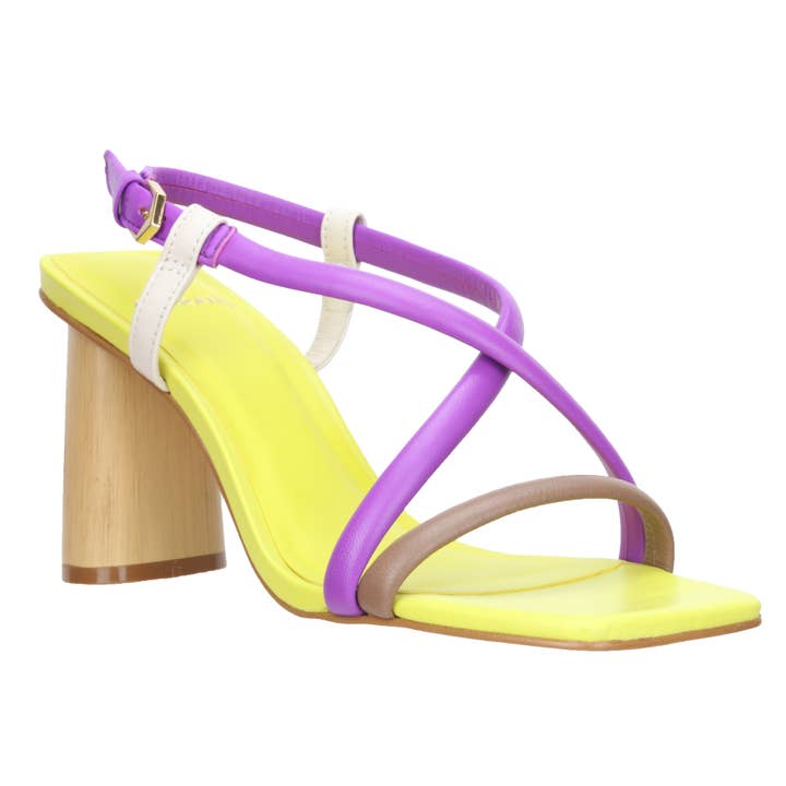 *Almost Gone* Strappy Sandal Leather 536004 for wholesale by Carrano