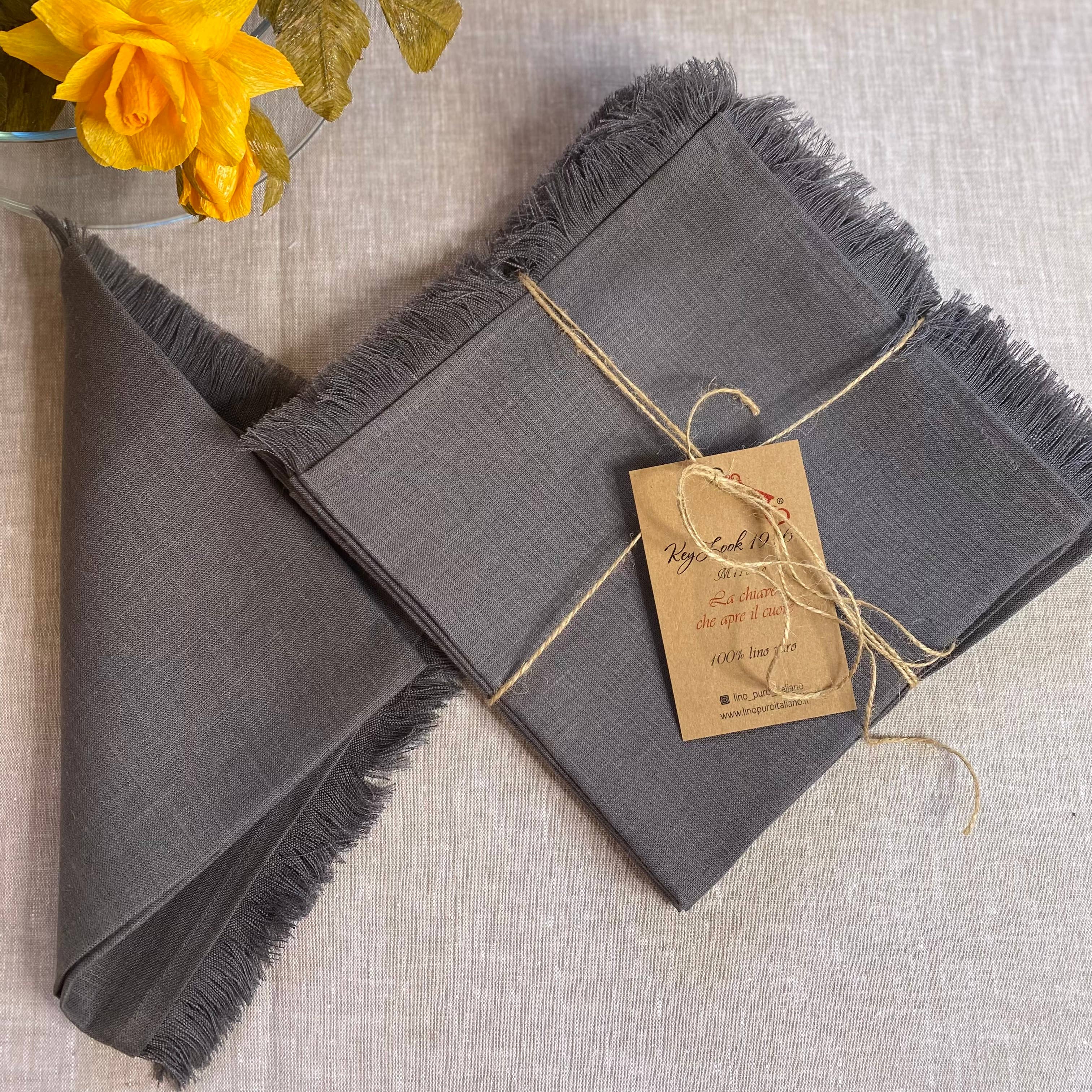 KEY LOOK1916 MILANO - Wholesale Dinner & Cloth Napkin - Linen napkins with fringes5