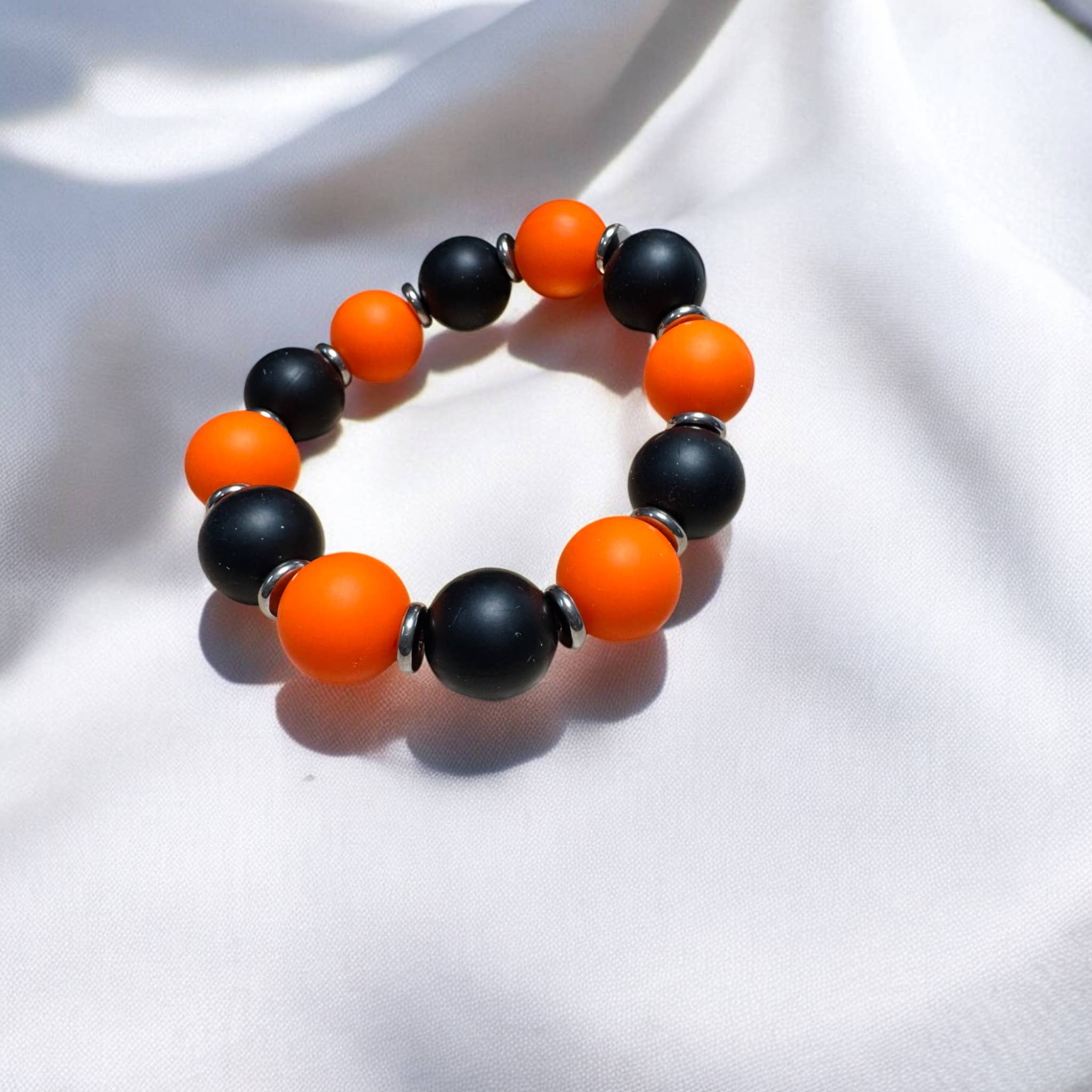 Fish Towne Designs, LLC - Wholesale Beaded Bracelet - Orange and Black Game Day Chunky Bead Bracelet7