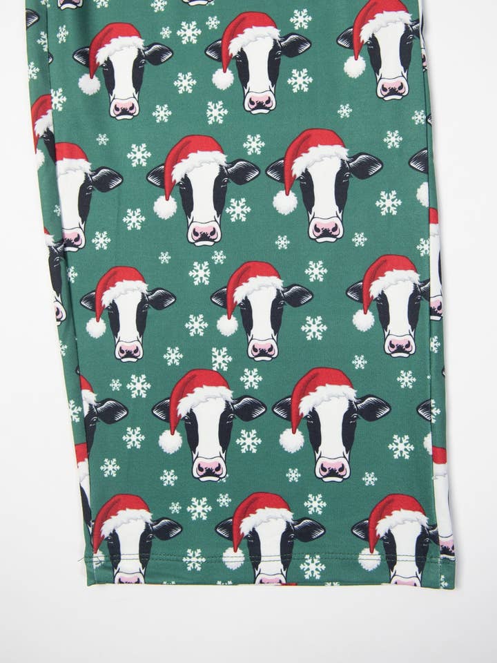American Farm Company - Wholesale Sleepwear Bottom - Women's - Santa Cows & Snowflakes Adult Pajama Pants 6