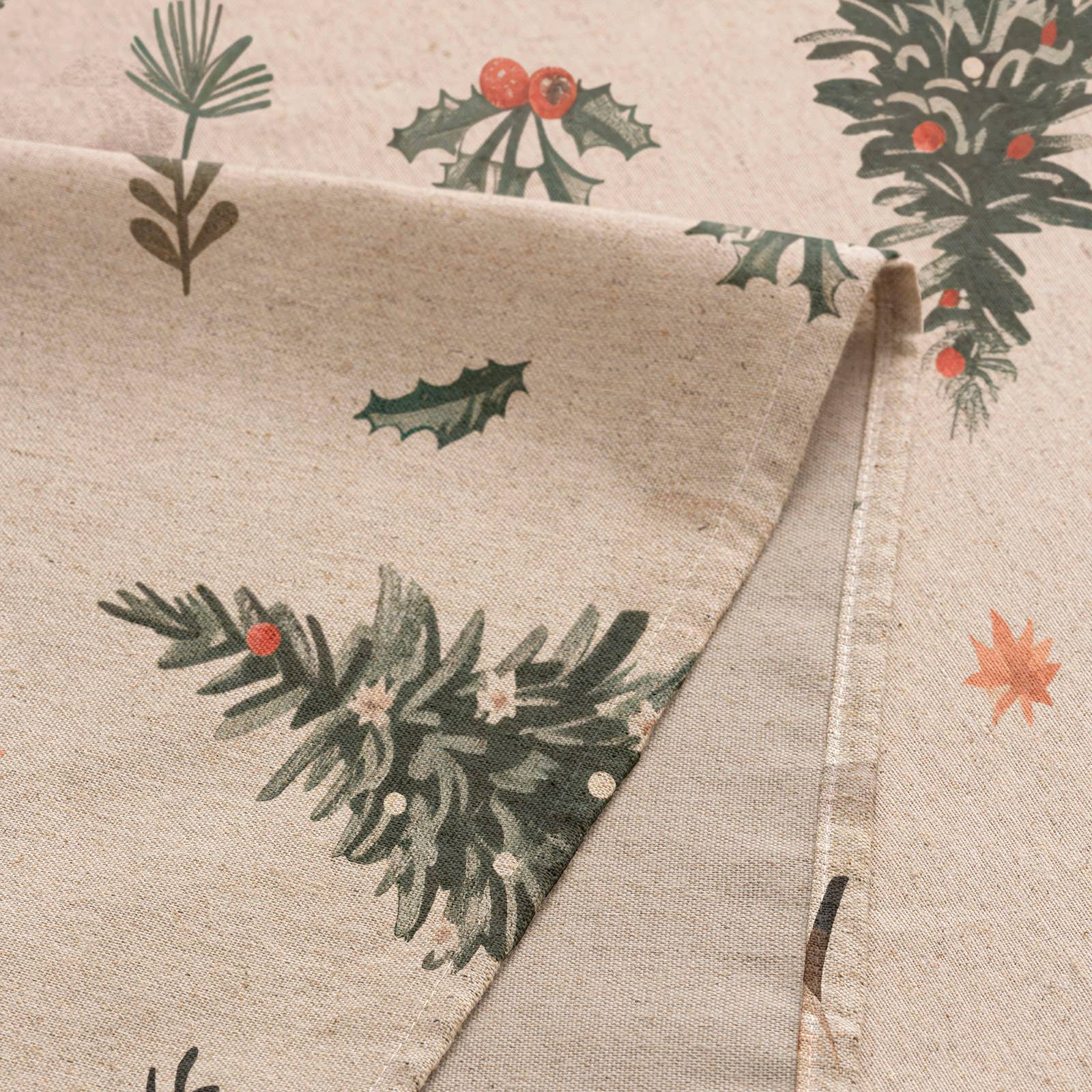 GAMUSI - Wholesale Tablecloth - SNOWPINE printed cotton Christmas tablecloth stain-resistant4