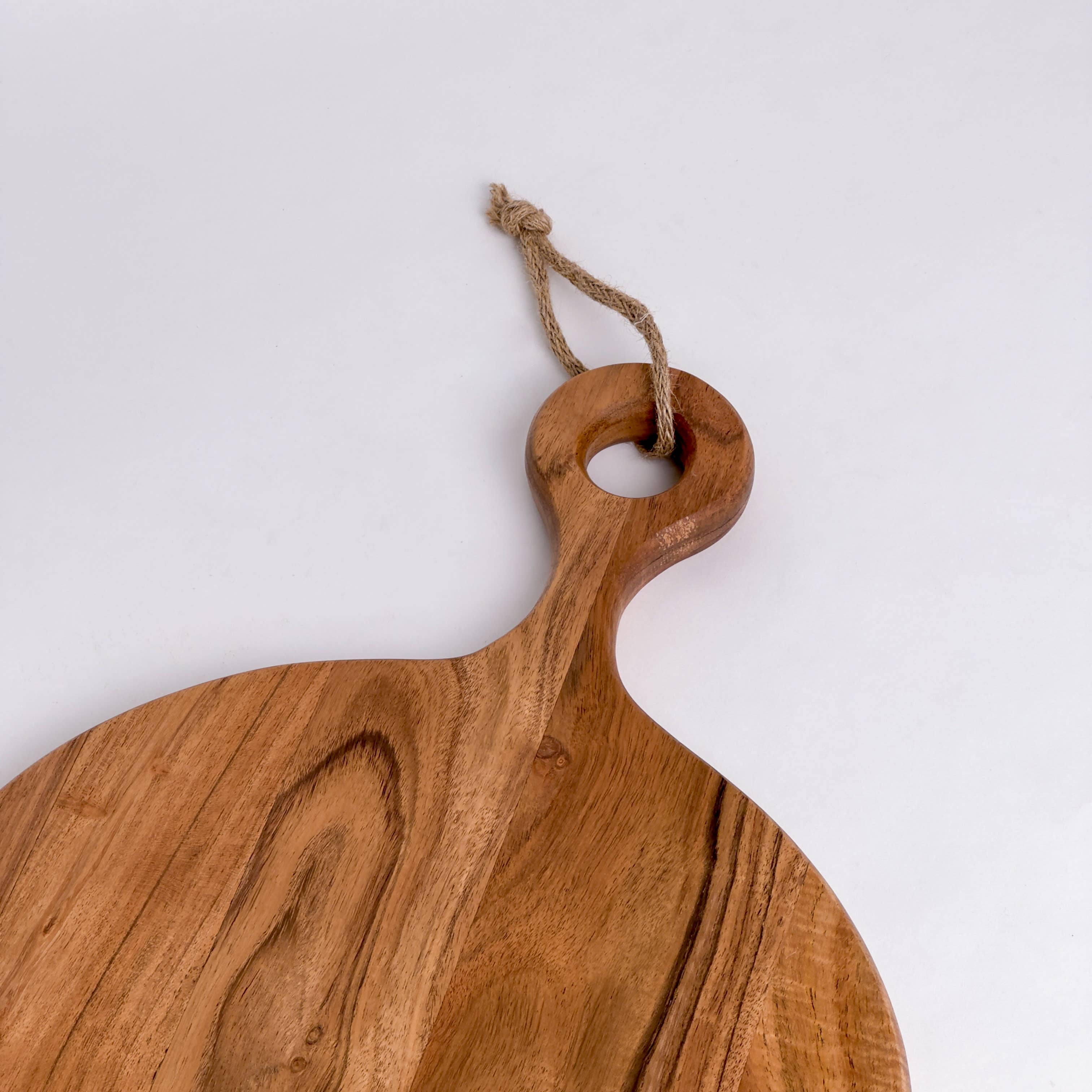 India Handicrafts Inc - Wholesale Cutting Board - LG Acacia Wood Cutting Board with Handle sku#713254