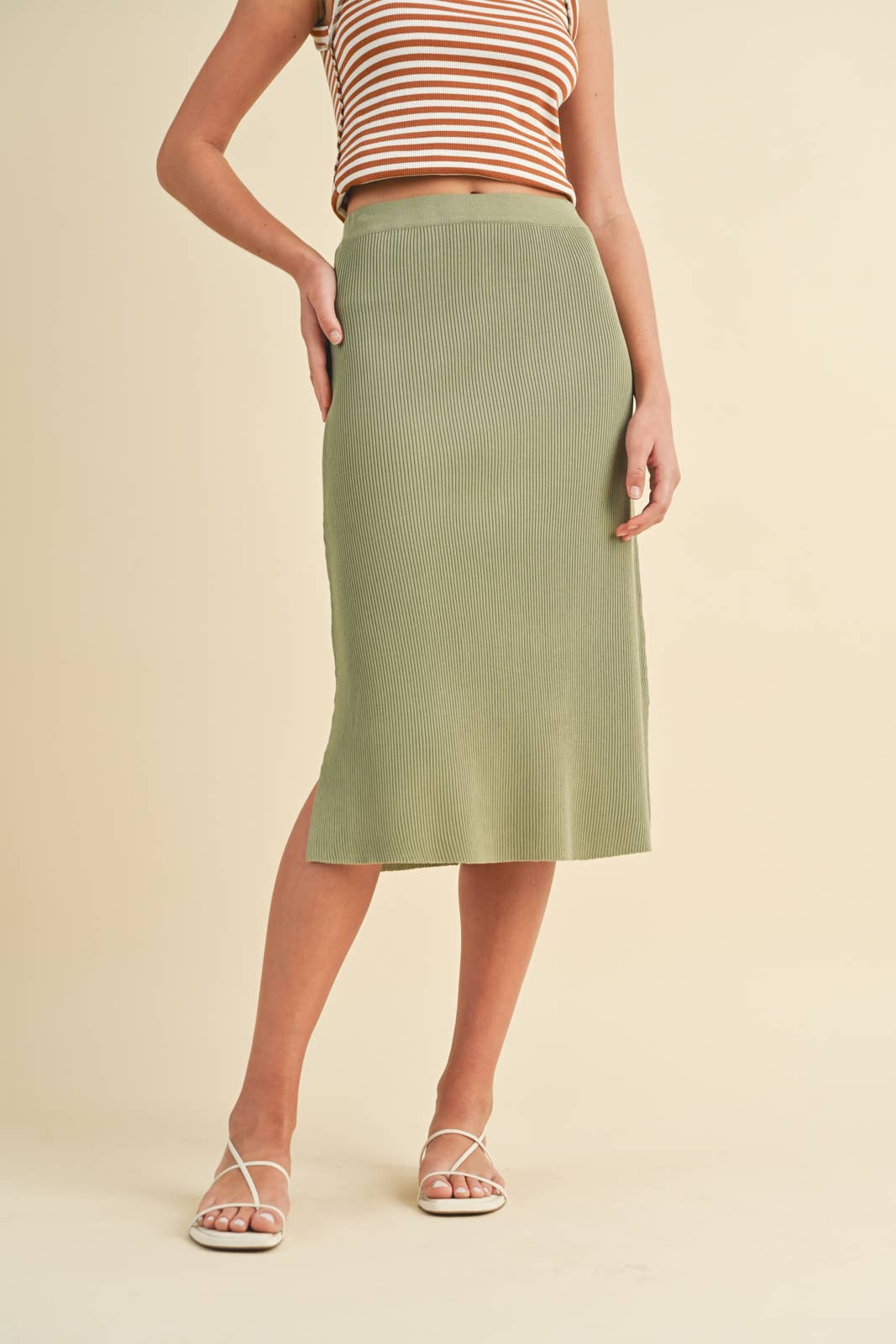 Wishlist Apparel - Wholesale Skirt - Women's - RIBBED SWEATER MIDI SKIRT WITH SIDE SLITS / WL23-818712