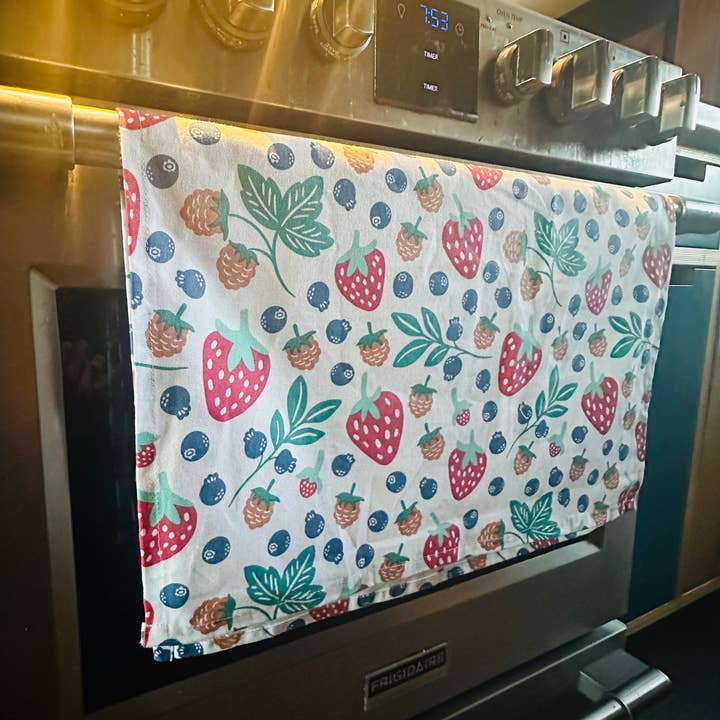 Skogsbarn - Wholesale Tea Towel - Tea Towel- Wild Berries
