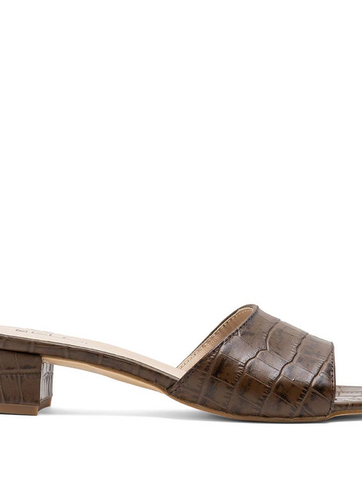 Elodie mule CA-264 i brun læder med krokodilleeffekt for engroshandel hos Elodie