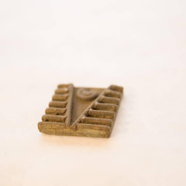 Old New House - Venta al por mayor Artículo decorativo de mesa - Moneda de bronce cuadrada africana vintage