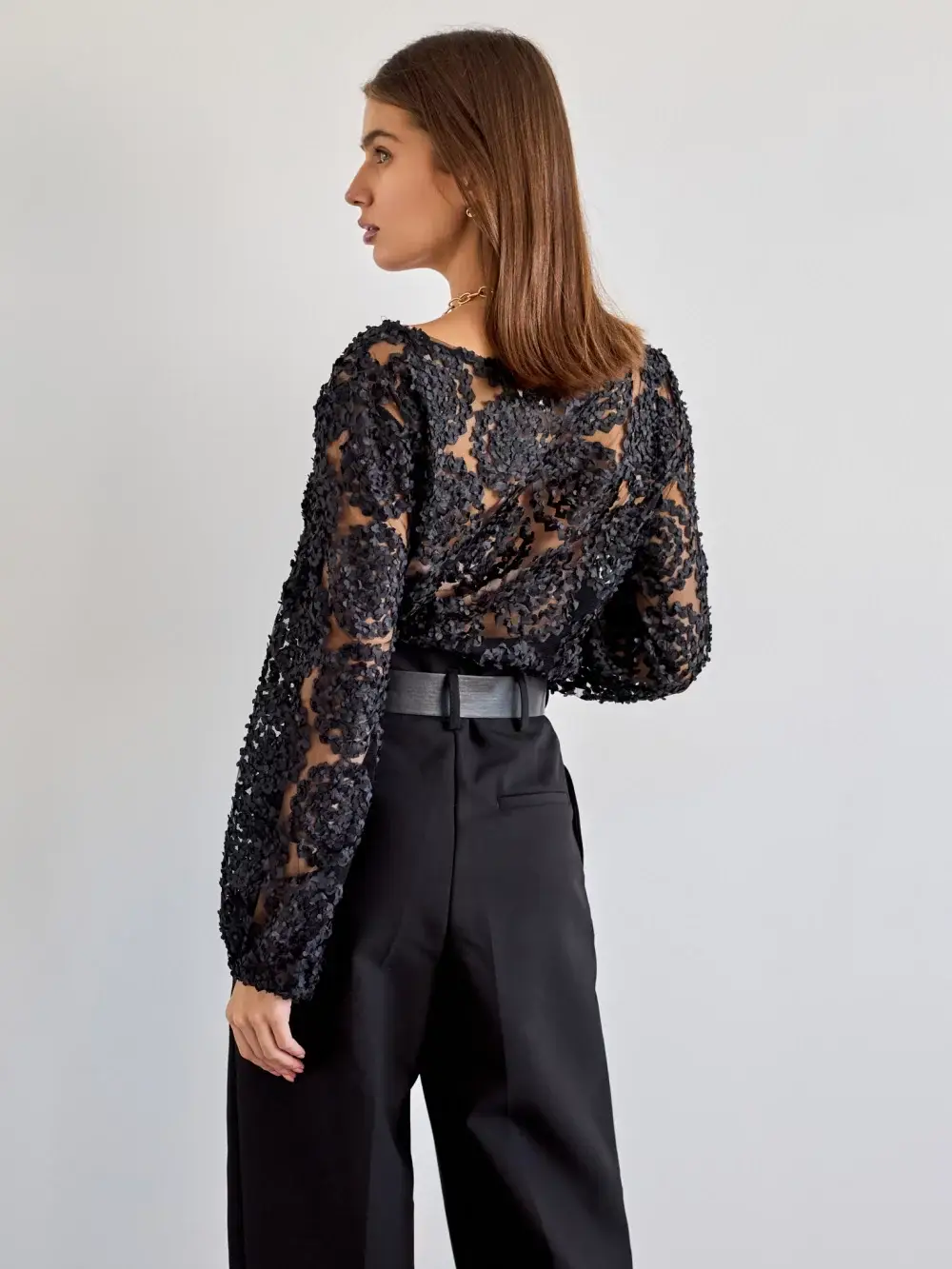 CHOKLATE PARIS - Wholesale Blouse - Women's - Textured rosette blouse (S/M-M/L) - CK0802232