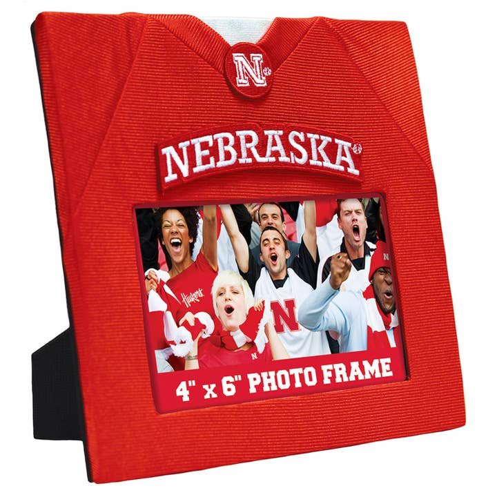 Nebraska Cornhuskers Uniformed Frame for wholesale by Masterpieces Puzzles