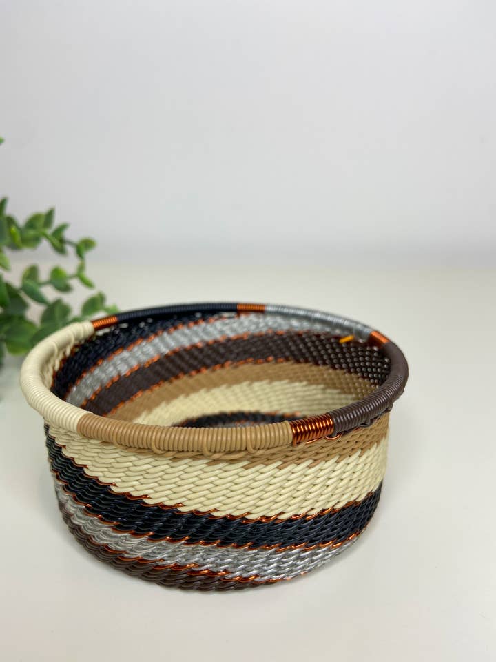 Tuna Tin - Silver Sands for wholesale by Eve & Nico Gifts & Home Decor