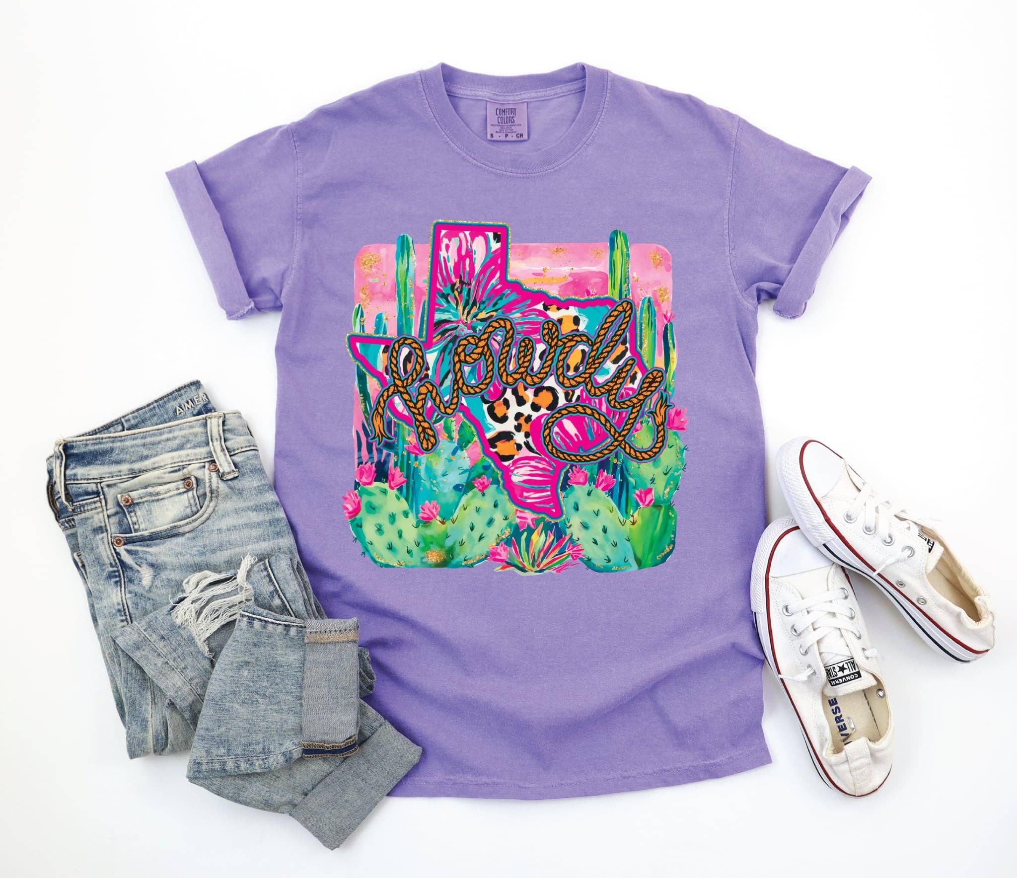 Southern Attitude Designs Inc - Wholesale T-Shirt (Graphic) - Women's - Howdy Texas Graphic Tee0