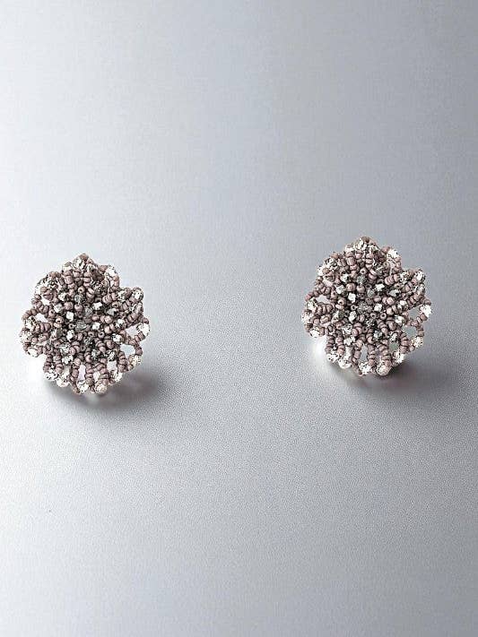 BRINCO DE POSTE COM AGRUPAMENTO DE MISSANGAS por atacado de Andrea Bijoux