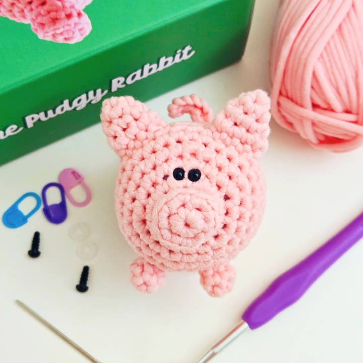 Plumpy Pig Crochet Kit for wholesale by The Pudgy Rabbit