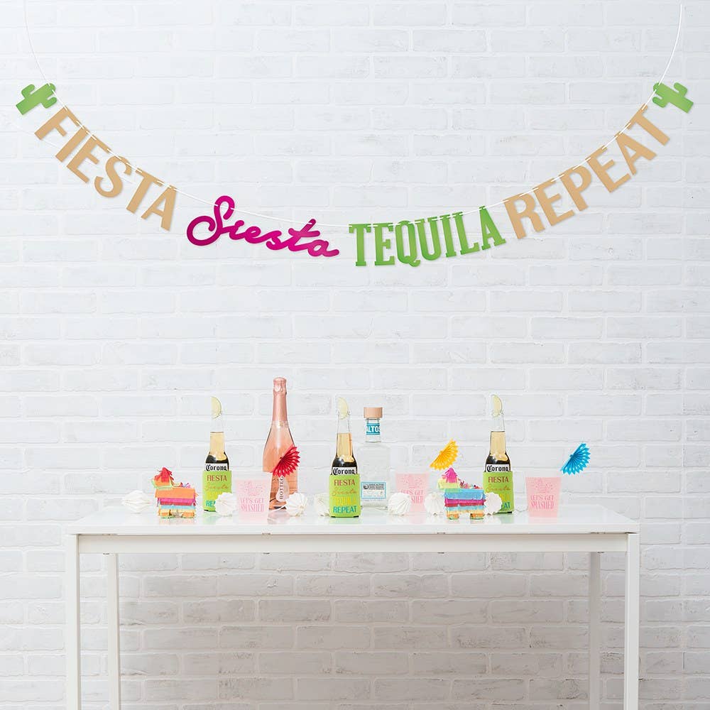 Weddingstar Inc. - Vente Affiche/banderole de fête - Bannière en papier pour enterrement de vie de jeune fille - Fiesta Siesta Tequila Repeat1