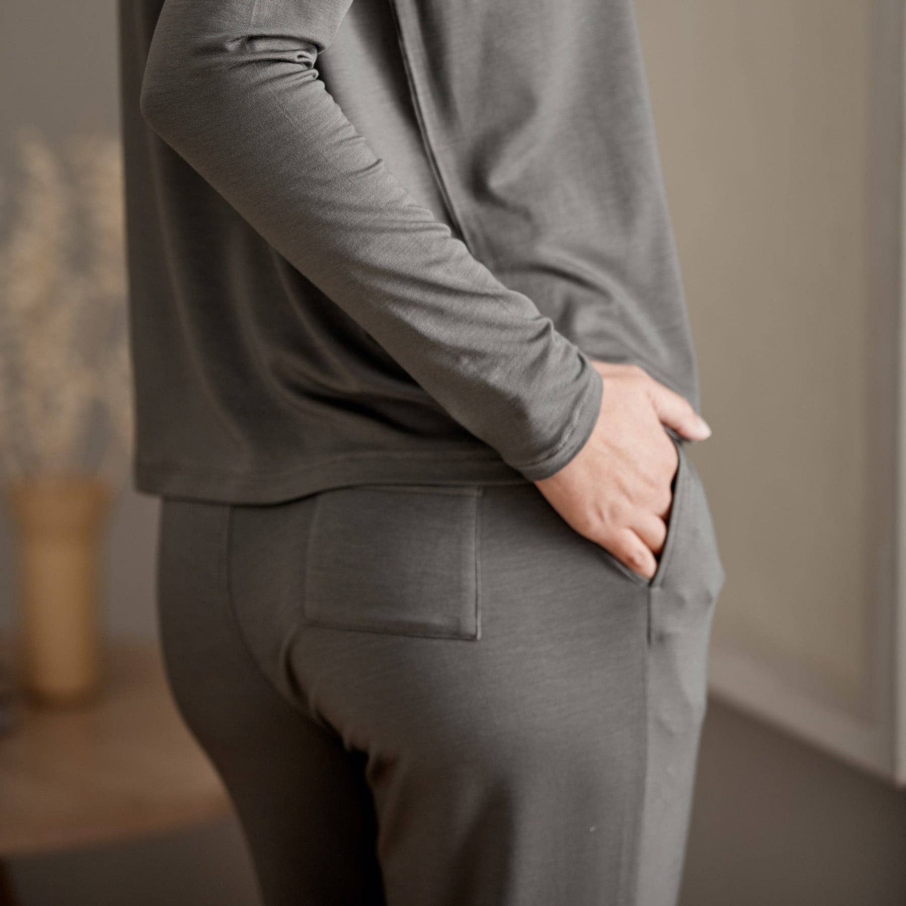 SIJO - Wholesale Lounge Sweatpants/Joggers - Women's - SoftStretch Classic Pants11